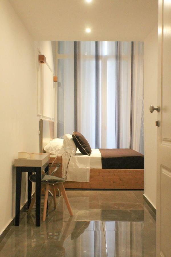 فندق Be Italian Flat Piazza Bovio 22 نابولي المظهر الخارجي الصورة