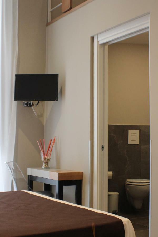 فندق Be Italian Flat Piazza Bovio 22 نابولي المظهر الخارجي الصورة