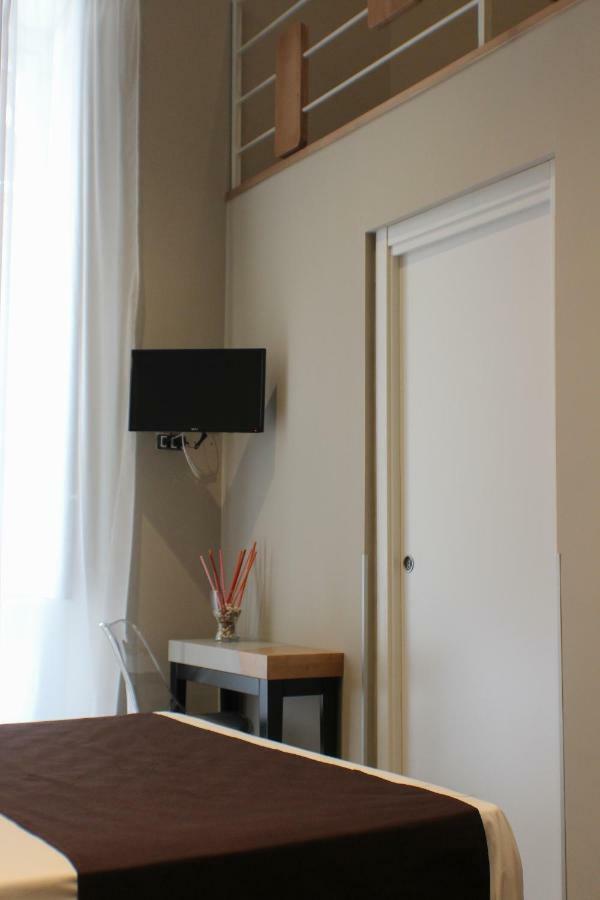 فندق Be Italian Flat Piazza Bovio 22 نابولي المظهر الخارجي الصورة