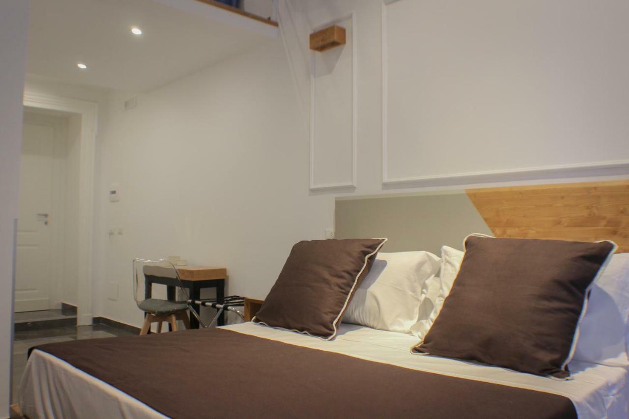 فندق Be Italian Flat Piazza Bovio 22 نابولي المظهر الخارجي الصورة