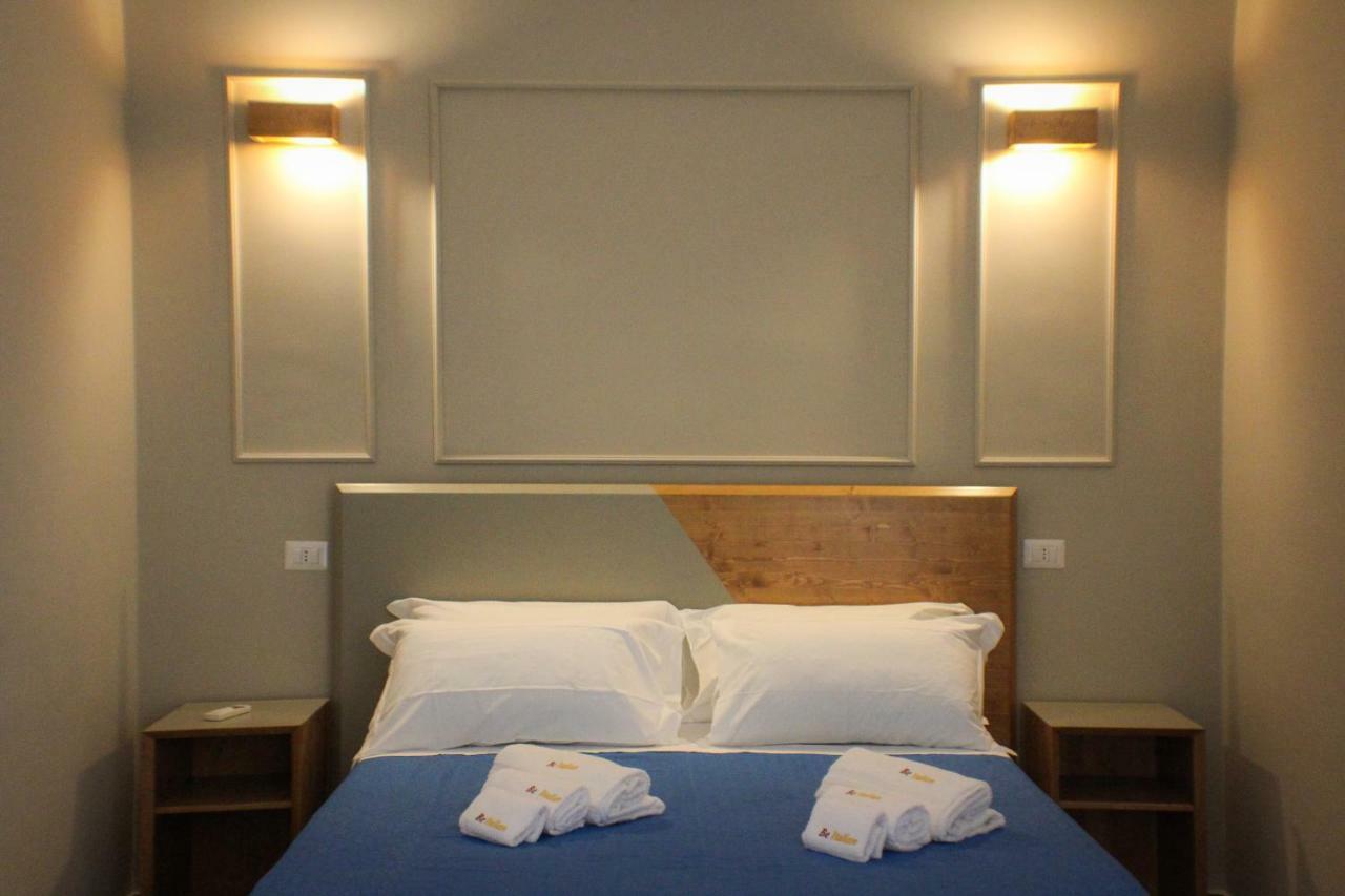 فندق Be Italian Flat Piazza Bovio 22 نابولي المظهر الخارجي الصورة